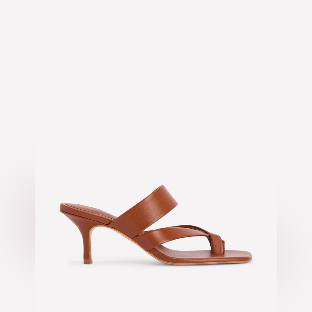 NIB Boden Toe Post Kitten Heel Sandal in Tan - Picture 2 of 13